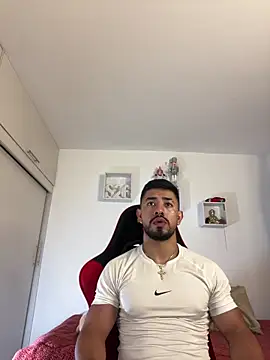 Snapshot of Ezzio_Scolaro chatting on 04/09/26, 11:32 Ezzio Scolaro online show from 04/09/26, 11:32