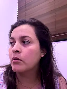 Anyhot latina online show from 11/19/25, 12:43