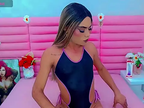 Snapshot of miss_dania75 chatting on 10/12/25, 10:31 miss dania75 online show from 10/12/25, 10:31