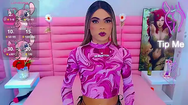 Snapshot of miss_dania75 chatting on 10/26/25, 12:49 miss dania75 online show from 10/26/25, 12:49