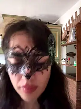 justhoney1998 online show from 10/21/25, 01:12