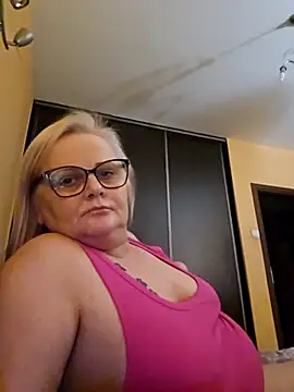 Snapshot of NieMaJazdyBezGwiazdy7883 chatting on 11/19/25, 05:13 NieMaJazdyBezGwiazdy7883 online show from 11/19/25, 05:13