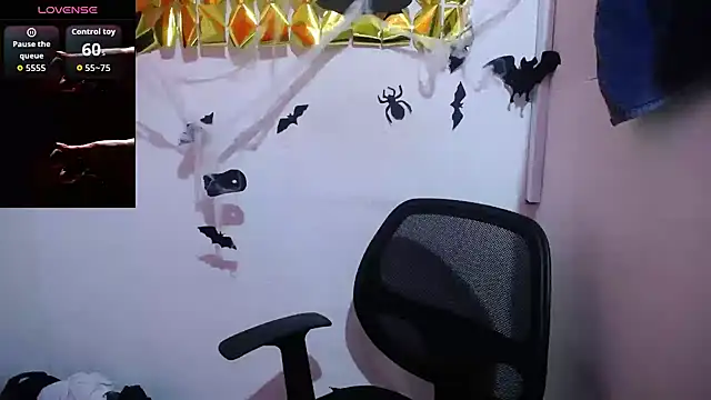 cherry blond online show from 10/16/25, 11:50