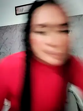 Snapshot of Nina-Velour chatting on 10/11/25, 11:47 Nina-Velour online show from 10/11/25, 11:47