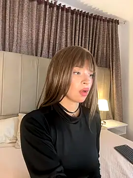 Snapshot of alahia_hank chatting on 12/01/25, 06:02 alahia hank online show from 12/01/25, 06:02