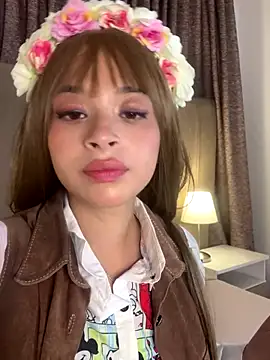 Snapshot of alahia_hank chatting on 12/02/25, 06:03 alahia hank online show from 12/02/25, 06:03