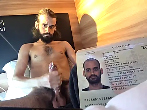 Snapshot of sexyyitaliano69 chatting on 10/07/25, 08:17 sexyyitaliano69 online show from 10/07/25, 08:17