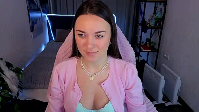 Madison Golden online show from 11/06/25, 06:47