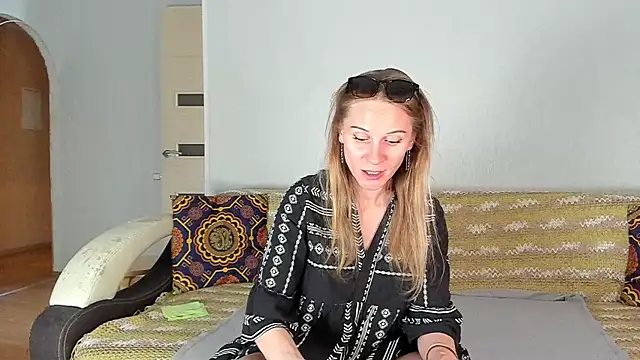 Amalia Mio online show from 06/03/26, 08:28