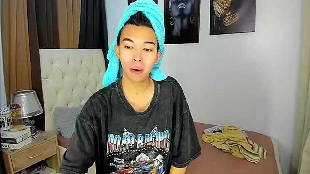 Yourdreamgoddess online show from 11/03/25, 03:57