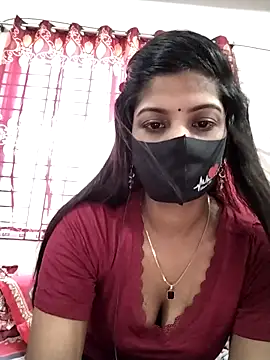 Queen-Any online show from 10/10/25, 02:32