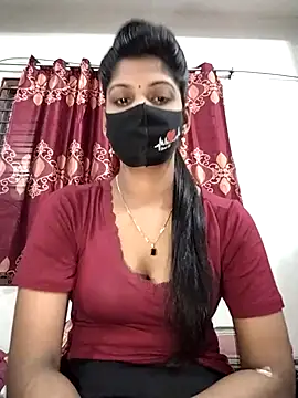 Queen-Any online show from 10/11/25, 08:51