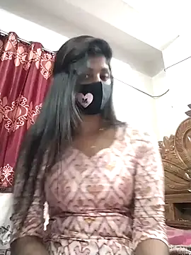 Queen-Any online show from 11/09/25, 01:31