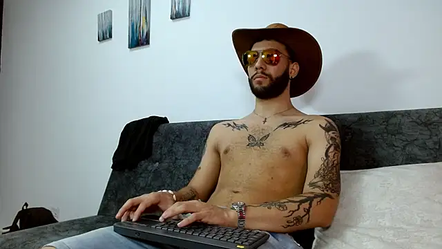 Snapshot of angel_kyrozz chatting on 10/29/25, 07:26 angel kyrozz online show from 10/29/25, 07:26