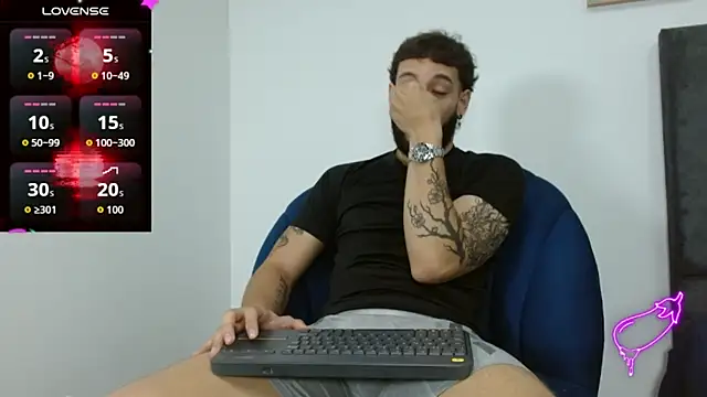 Snapshot of angel_kyrozz chatting on 11/20/25, 07:13 angel kyrozz online show from 11/20/25, 07:13