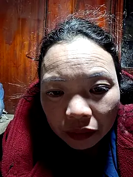 miomio-12 online show from 12/04/25, 12:58