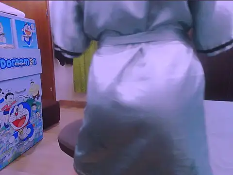 Snapshot of ravy_kim chatting on 10/29/25, 04:42 ravy kim online show from 10/29/25, 04:42