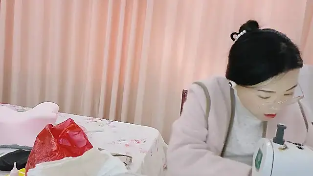 CCOO520 online show from 11/07/25, 06:02