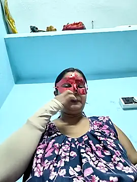 misti02 online show from 10/14/25, 05:25