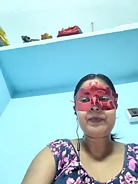 misti02 online show from 10/18/25, 04:41