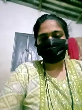 Snapshot of lasyalovely123456 chatting on 10/04/25, 05:00 lasyalovely123456 online show from 10/04/25, 05:00