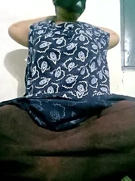 Snapshot of lasyalovely123456 chatting on 10/11/25, 04:16 lasyalovely123456 online show from 10/11/25, 04:16