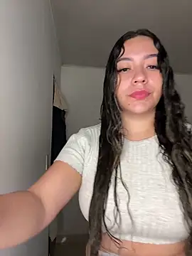Snapshot of miss_ashley1_ chatting on 10/08/25, 10:57 miss ashley1  online show from 10/08/25, 10:57