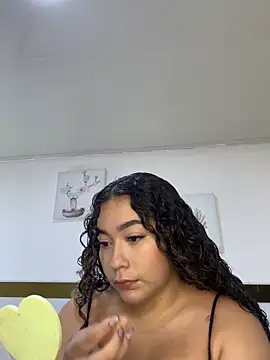Snapshot of miss_ashley1_ chatting on 10/15/25, 11:43 miss ashley1  online show from 10/15/25, 11:43