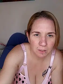 LaceyWestxx online show from 12/17/25, 06:25