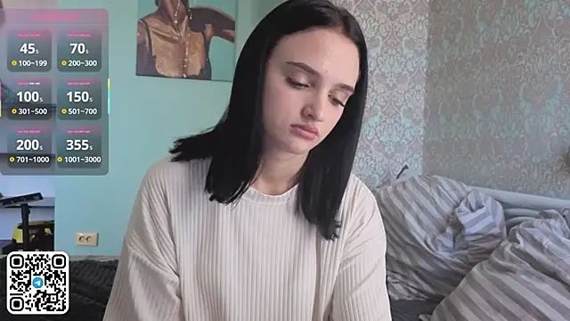 SorayaTrieger online show from 10/26/25, 09:04