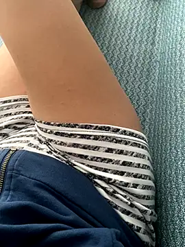 Snapshot of melisss2 chatting on 11/19/25, 09:53 melisss2 online show from 11/19/25, 09:53