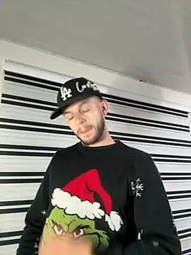 Snapshot of noah_red chatting on 12/02/25, 02:50 noah red online show from 12/02/25, 02:50