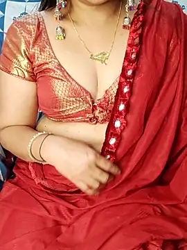 Snapshot of traditional_Jaanvi chatting on 02/09/26, 02:21 traditional Jaanvi online show from 02/09/26, 02:21