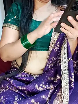 Snapshot of traditional_Jaanvi chatting on 03/09/26, 03:16 traditional Jaanvi online show from 03/09/26, 03:16