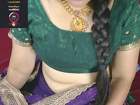 Snapshot of traditional_Jaanvi chatting on 05/14/26, 01:12 traditional Jaanvi online show from 05/14/26, 01:12