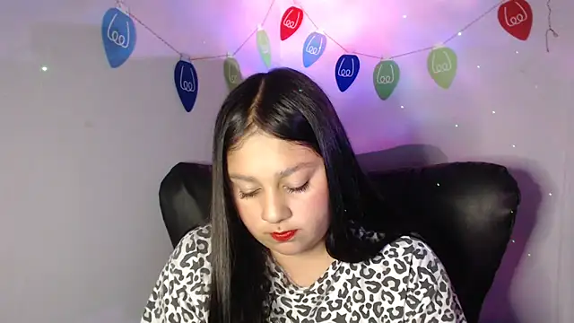 Snapshot of KOREN_JALAA chatting on 12/21/24, 01:04 KOREN JALAA online show from 12/21/24, 01:04