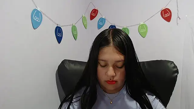 Snapshot of KOREN_JALAA chatting on 01/03/25, 11:44 KOREN JALAA online show from 01/03/25, 11:44