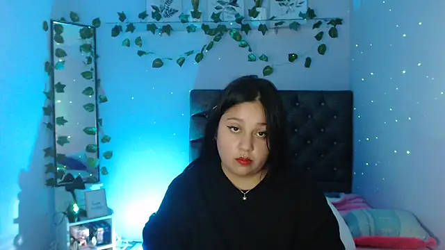 Snapshot of KOREN_JALAA chatting on 01/12/25, 12:39 KOREN JALAA online show from 01/12/25, 12:39
