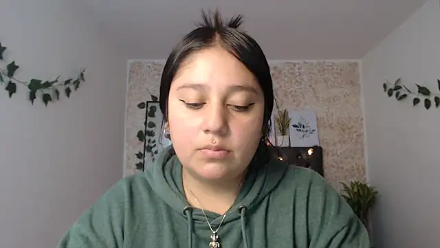 Snapshot of KOREN_JALAA chatting on 02/21/25, 06:37 KOREN JALAA online show from 02/21/25, 06:37