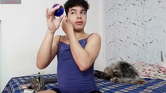 Snapshot of Dominic_king7 chatting on 11/11/25, 09:48 Dominic king7 online show from 11/11/25, 09:48