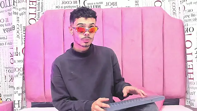 Timothe Evans online show from 10/22/25, 08:52