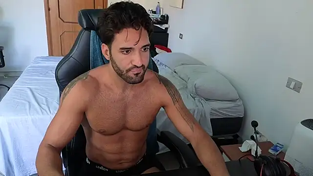Al3xox02 online show from 07/30/26, 10:25