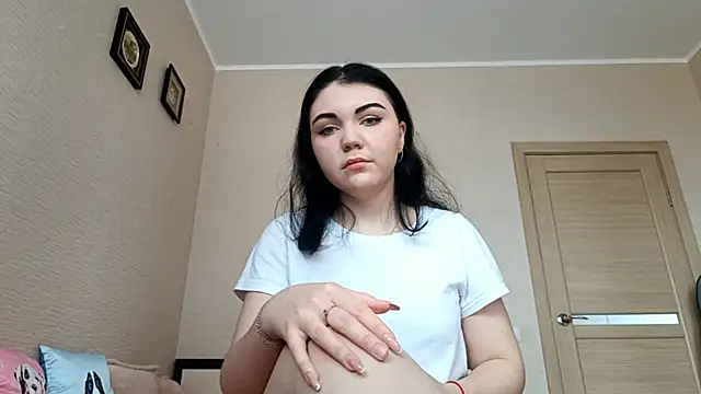 Abi bee online show from 10/13/25, 07:52