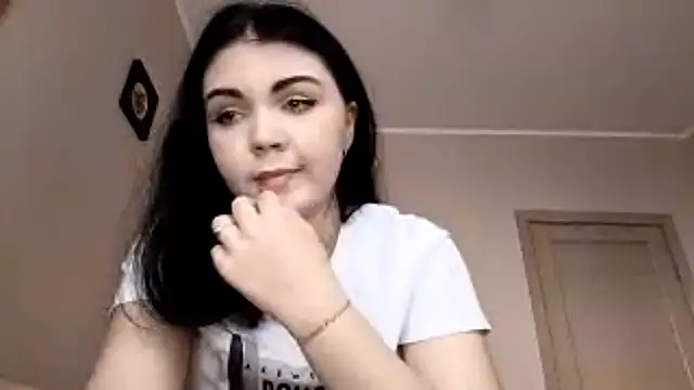 Abi bee online show from 10/28/25, 10:41