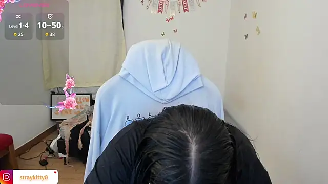 LoveLyy- online show from 11/12/25, 12:05