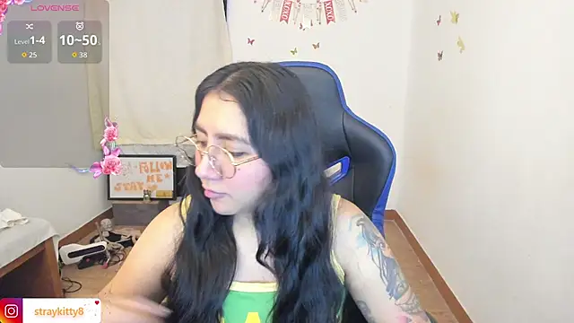 LoveLyy- online show from 07/28/26, 01:10