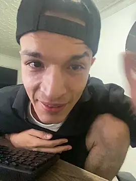 santyrestrepo online show from 10/28/25, 12:14