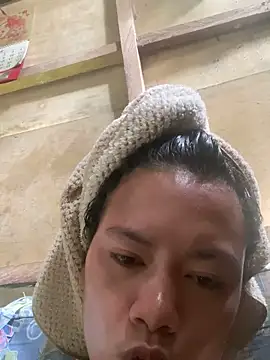 Snapshot of Babygurl22 chatting on 10/08/25, 01:14 Babygurl22 online show from 10/08/25, 01:14