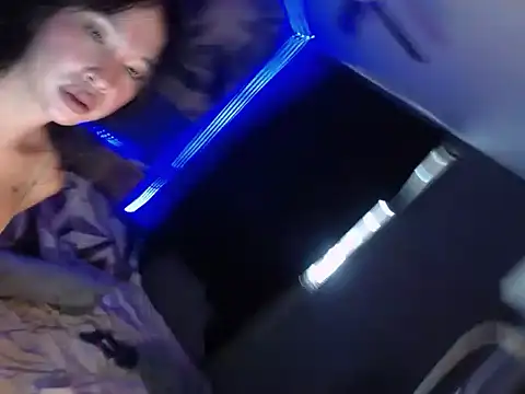 transjuicy online show from 06/12/26, 06:34