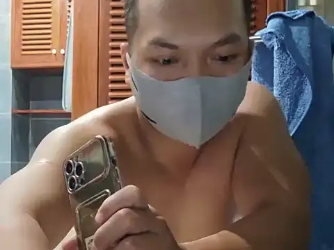 Snapshot of Anhdaubep chatting on 10/21/25, 03:35 Anhdaubep online show from 10/21/25, 03:35